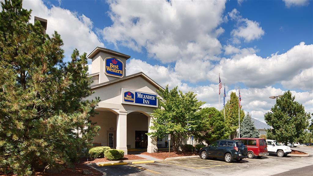 Quality Inn Austintown-Youngstown West Exterior foto