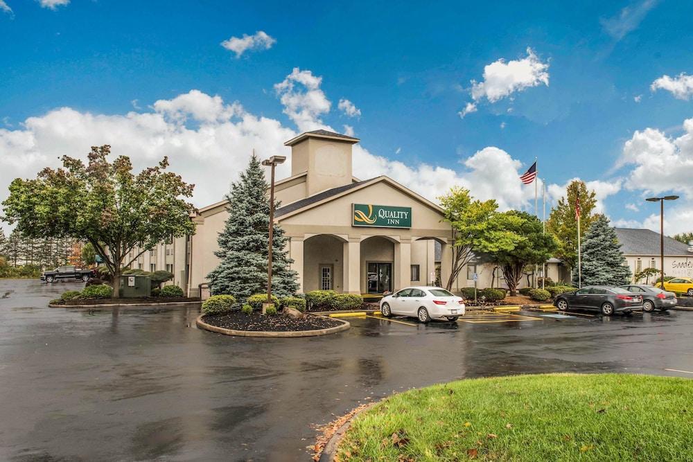 Quality Inn Austintown-Youngstown West Exterior foto